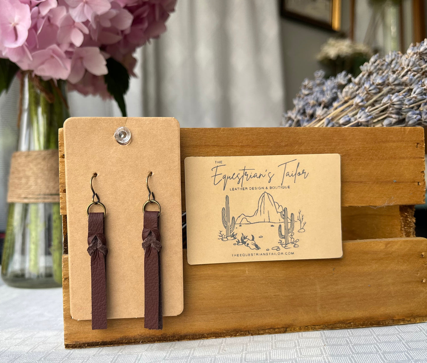 Mini Bleed Knot Earring