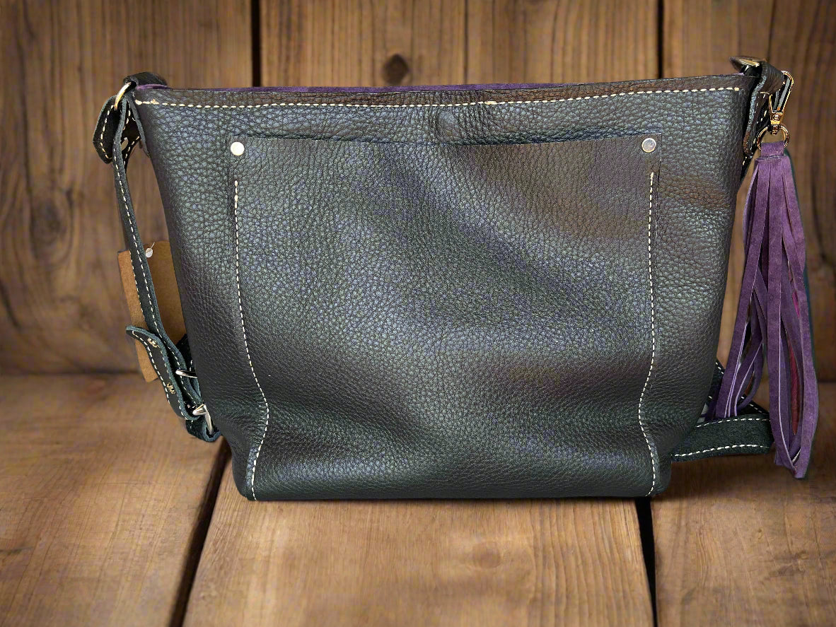 Boot Toe Stitch Handbag in Pebble Black